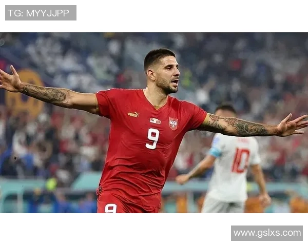 塞维利亚中场因伤长期缺席,球队战绩或受影响 塞维利亚中场因伤长期缺席,球队战绩或受影响