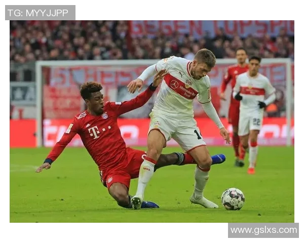 沙尔克04客场逼平斯图加特，艰难拿下1分！