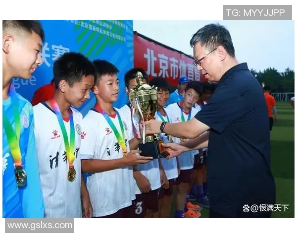 清华附中U13足球比赛精彩直播全程回顾与精彩瞬间分享